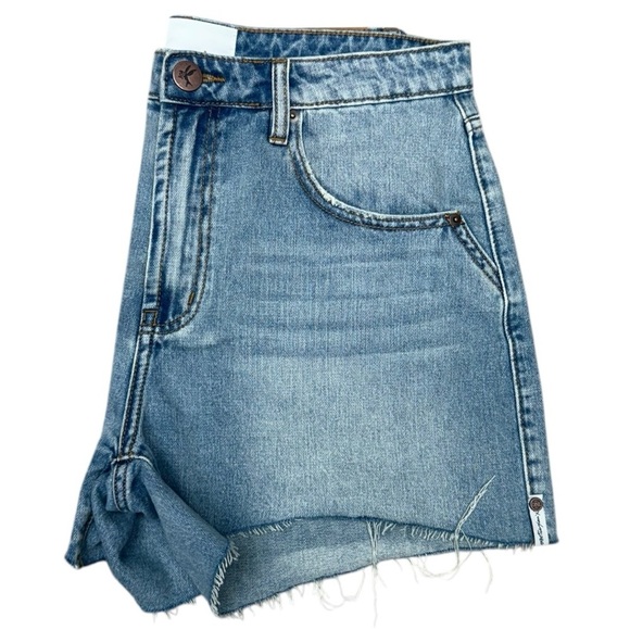 One Teaspoon Legend Denim Shorts Size 32, Casual Cutoff Denim Shorts - Picture 8 of 10